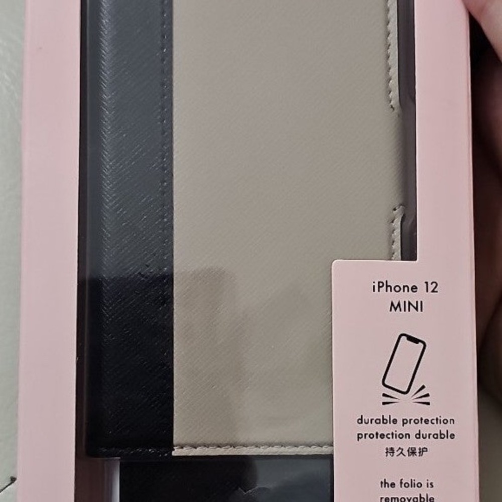 Kate Spade Iphone 12 MINI Magnetic Case with folio case - New